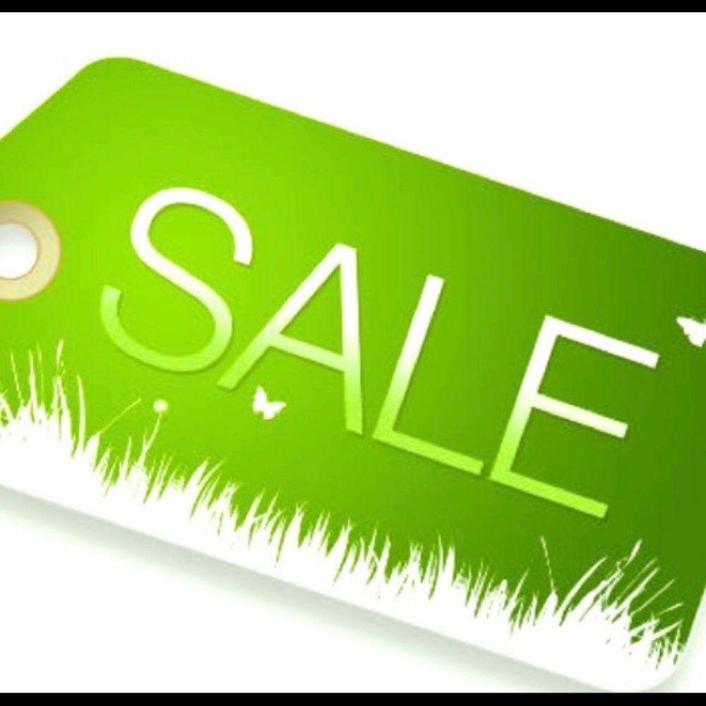Summer Sale! Select summer items discounted! 🌸💕